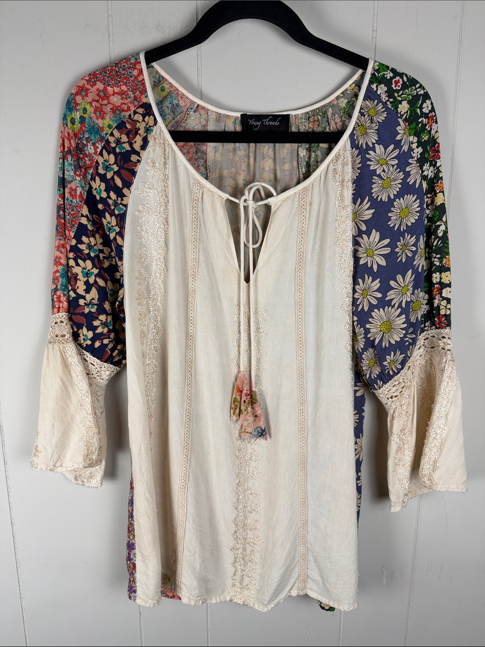 Young Threads Boho Peasant Patchwork Top Floral Raglan Sleeves Size Small